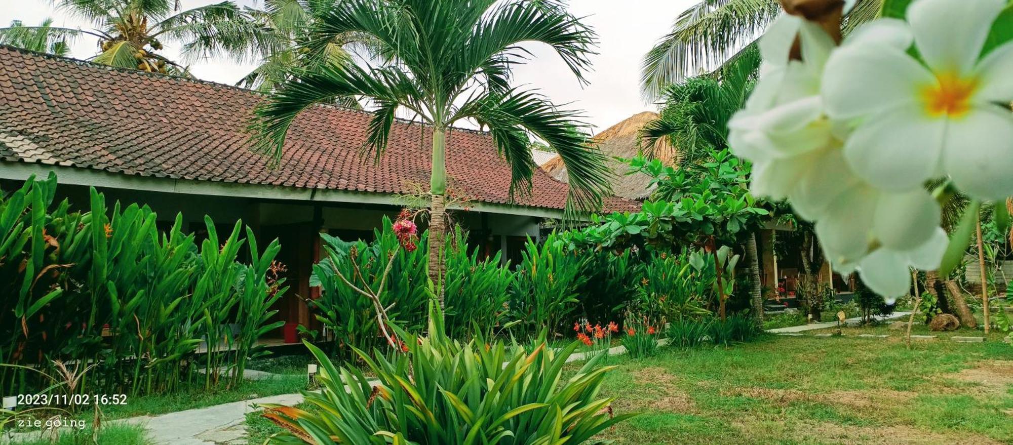 Mengalung Bungalow Kuta  Exterior foto